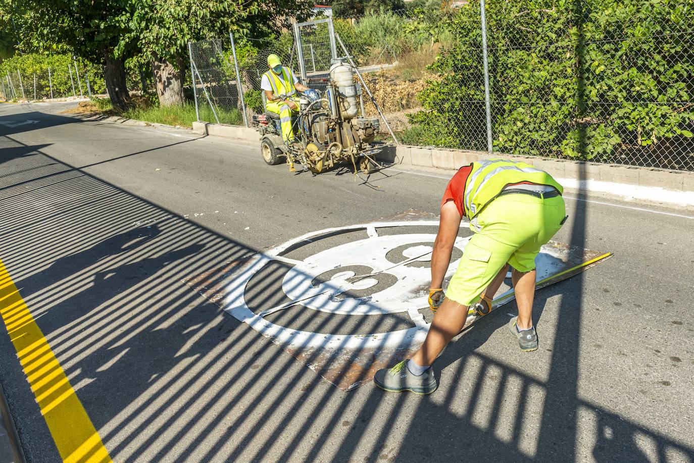 Fotos: Mensajes para prevnir el coronavirus junto a 116 colegios públicos de Murcia