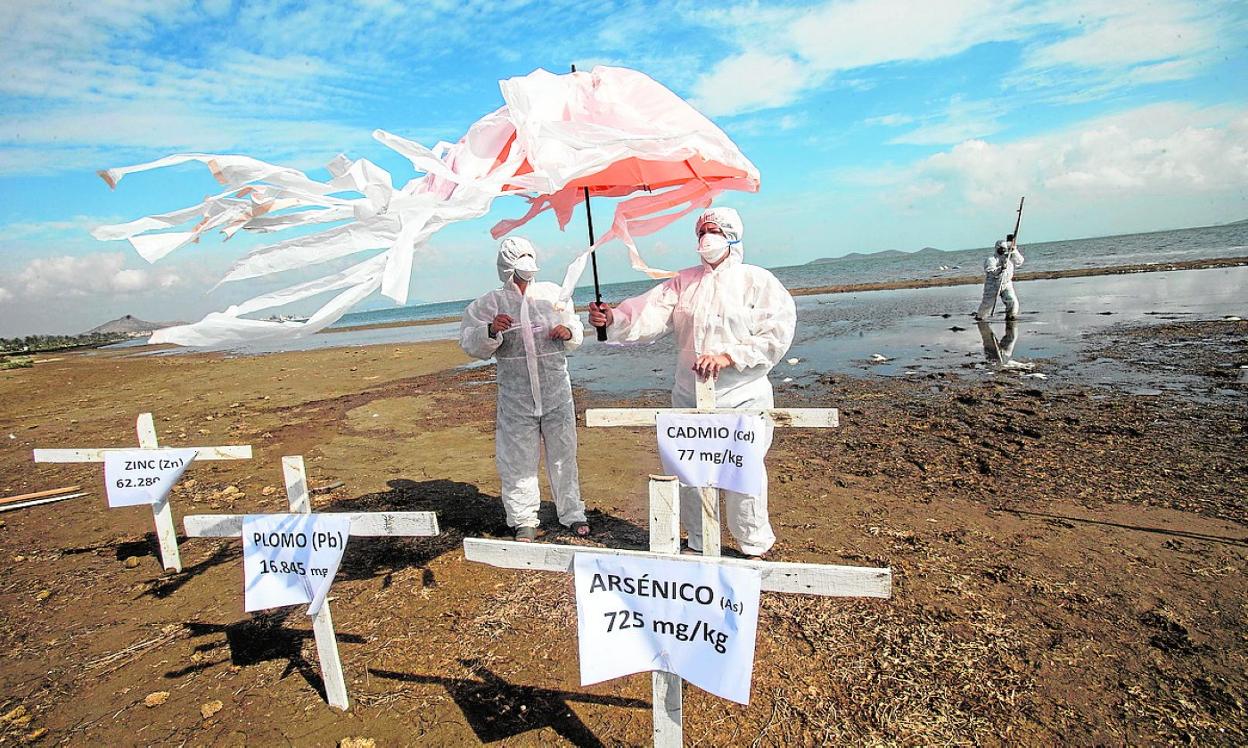 Protesta de la Plataforma de Afectados por Metales Pesados de la Sierra Minera, en Lo Poyo en 2018. 