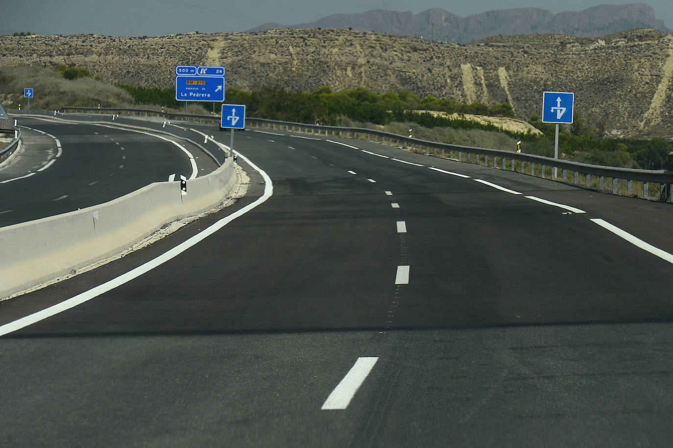 Fotos: Estado de los tramos con defectos y peligros en la autovía Zeneta-San Javier