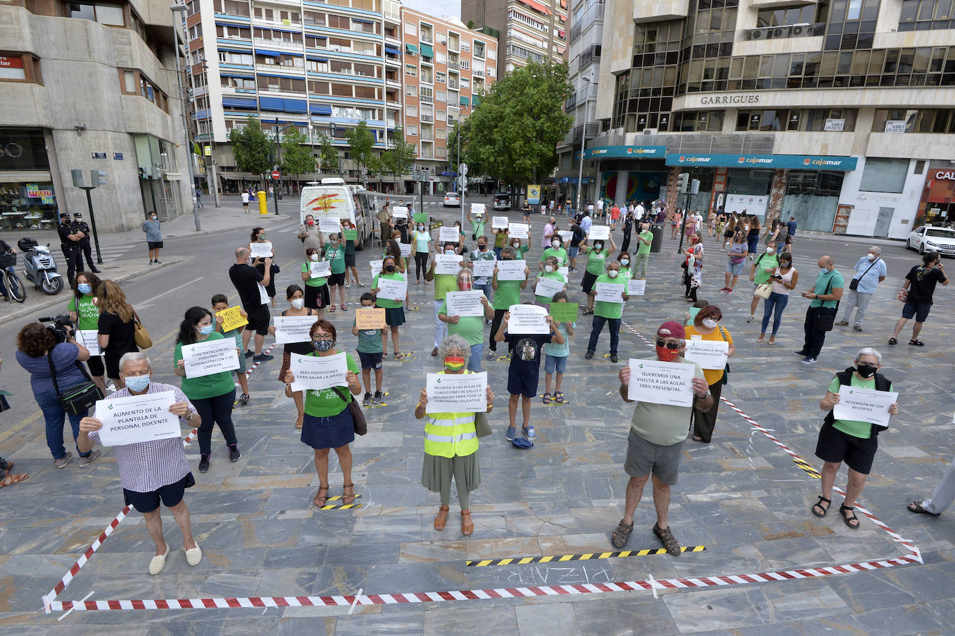 Fotos: Concentración de la Marea Verde contra las medidas del inicio escolar