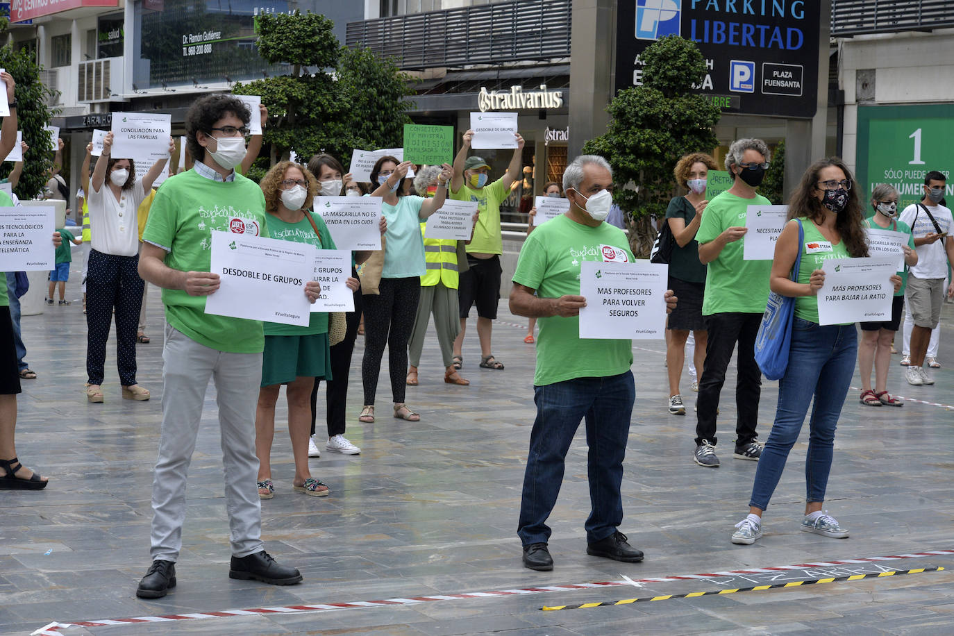 Fotos: Concentración de la Marea Verde contra las medidas del inicio escolar