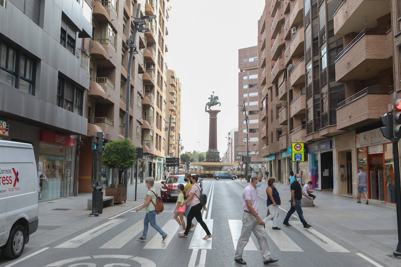 Fotos: La Comunidad confina el casco urbano de Lorca ante el descontrol de los contagios