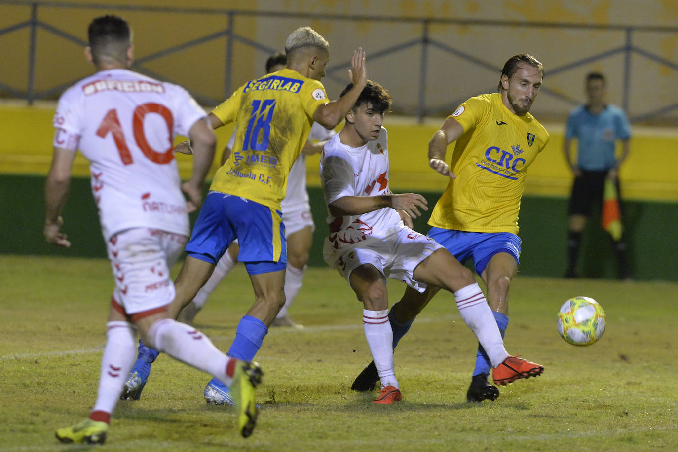 Fotos: La primera sonrisa del nuevo Real Murcia (0-1)