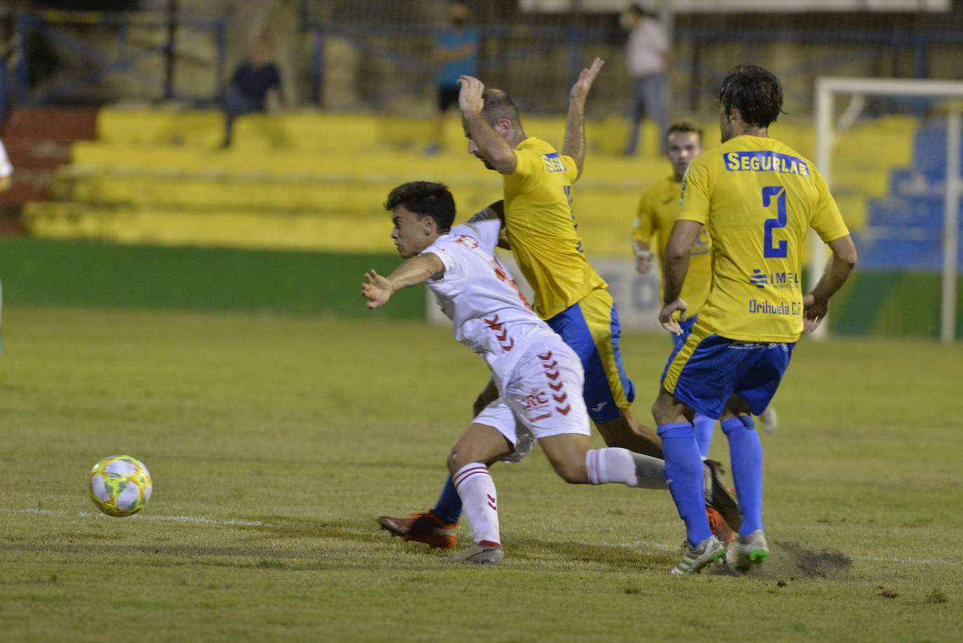 Fotos: La primera sonrisa del nuevo Real Murcia (0-1)