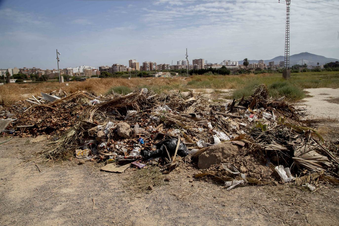 Fotos: Veinte escombreras ilegales reflejan la ineficacia de las administraciones de Cartagena