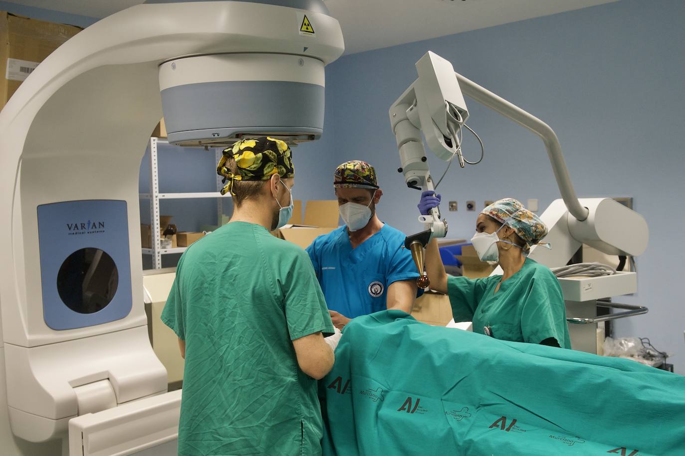 Fotos: Radioterapia en la mesa del quirófano
