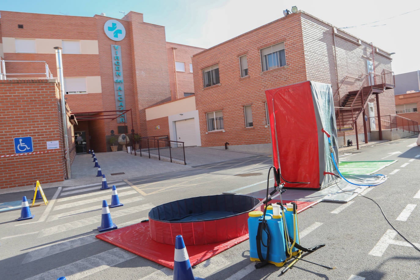 Fotos: El brote del hospital Virgen del Alcázar impide al casco urbano de Lorca salir de la Fase 1