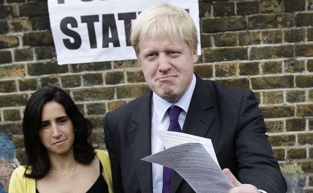 Boris Johnson, con su exmujer Marina Wheeler, en 2008.