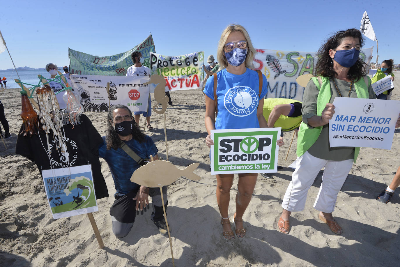 Fotos: Concentración en San Pedro en defensa del Mar Menor