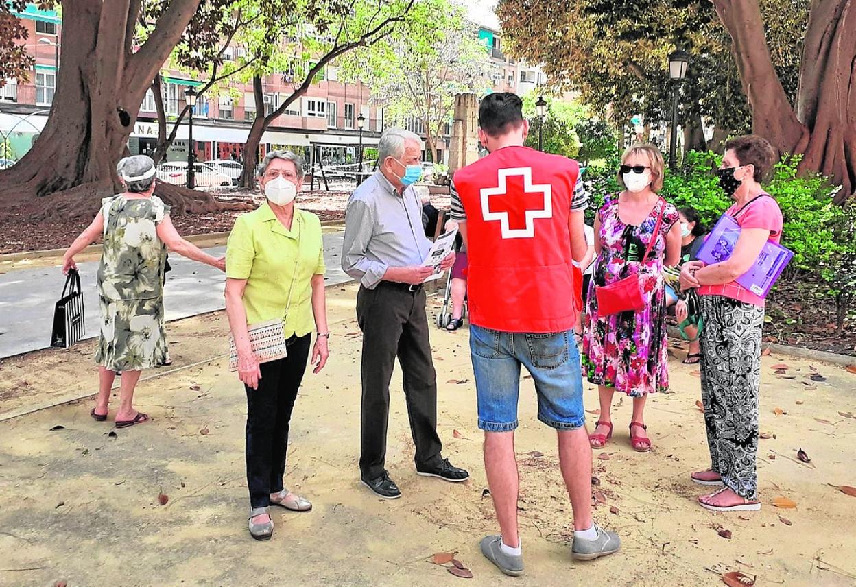 Cruz Roja refuerza la atención a las personas mayores de la Región de Murcia La Verdad