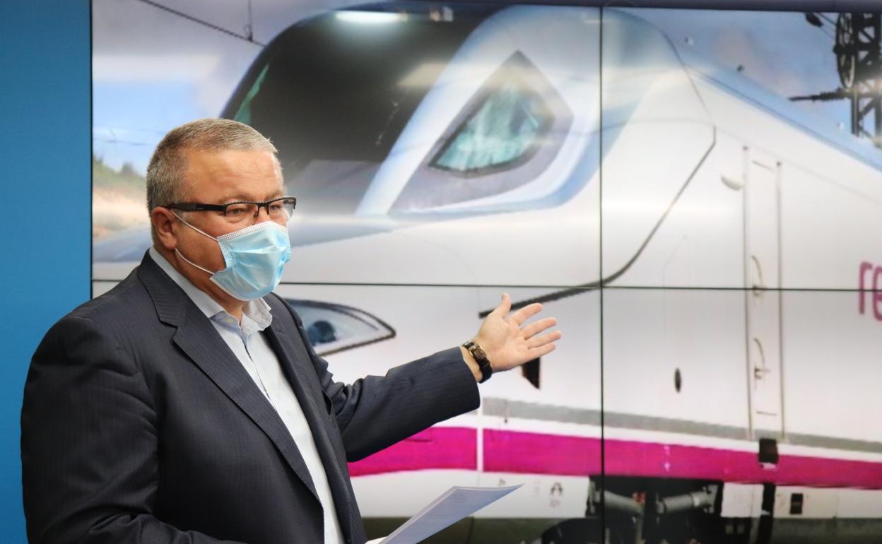 El senador Francisco Bernabé. 