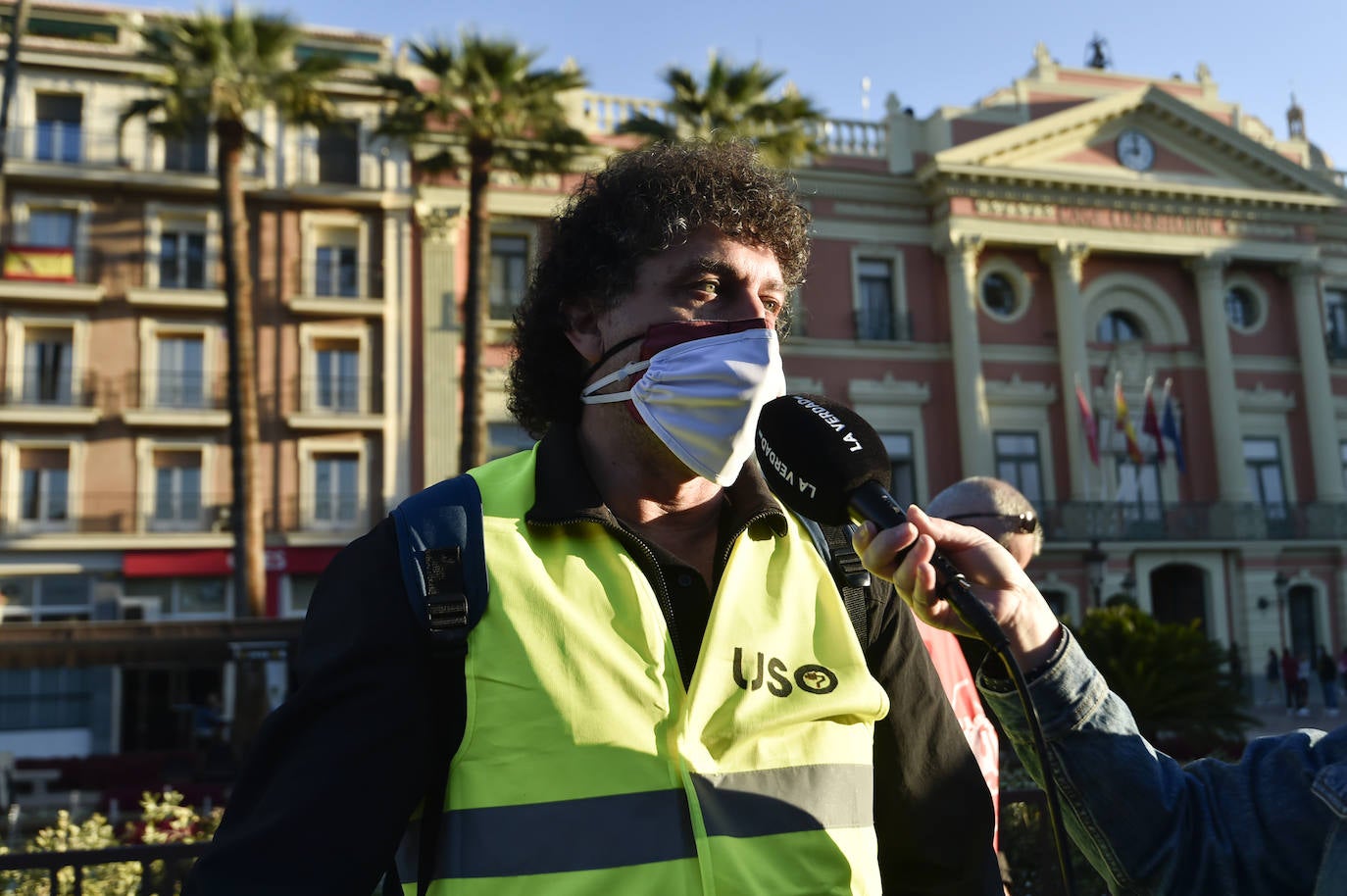 Fotos: Manifestación de los trabajadores de Latbus en Murcia