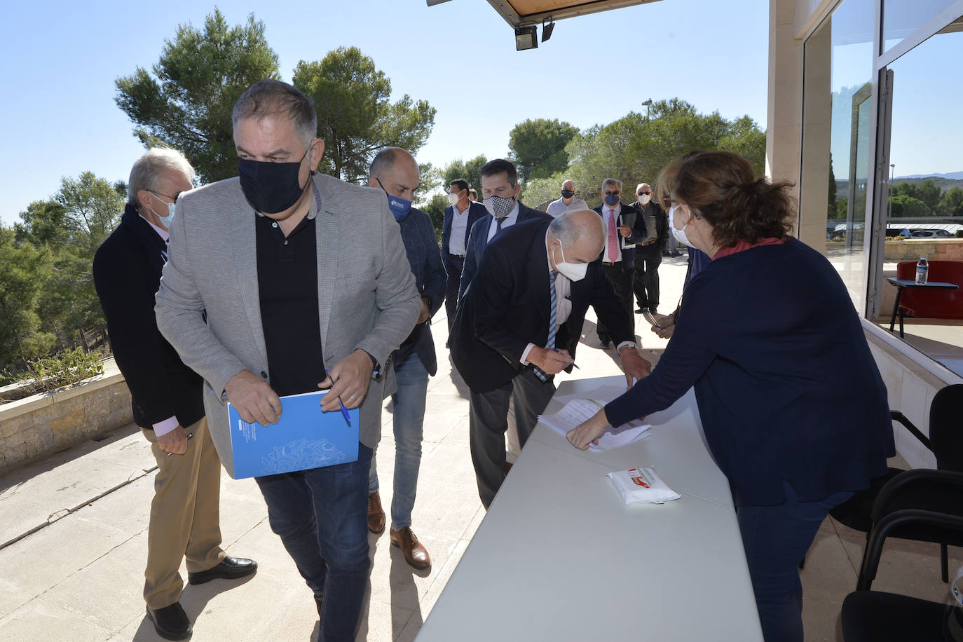 Fotos: Los intereses territoriales dividen el voto del PSOE y PP sobre el acuífero