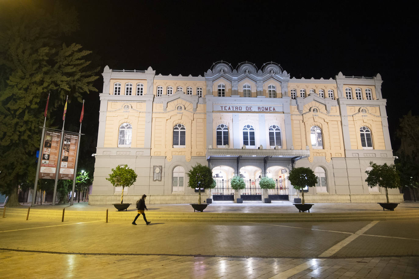 Fotos: Primera noche de toque de queda en Murcia