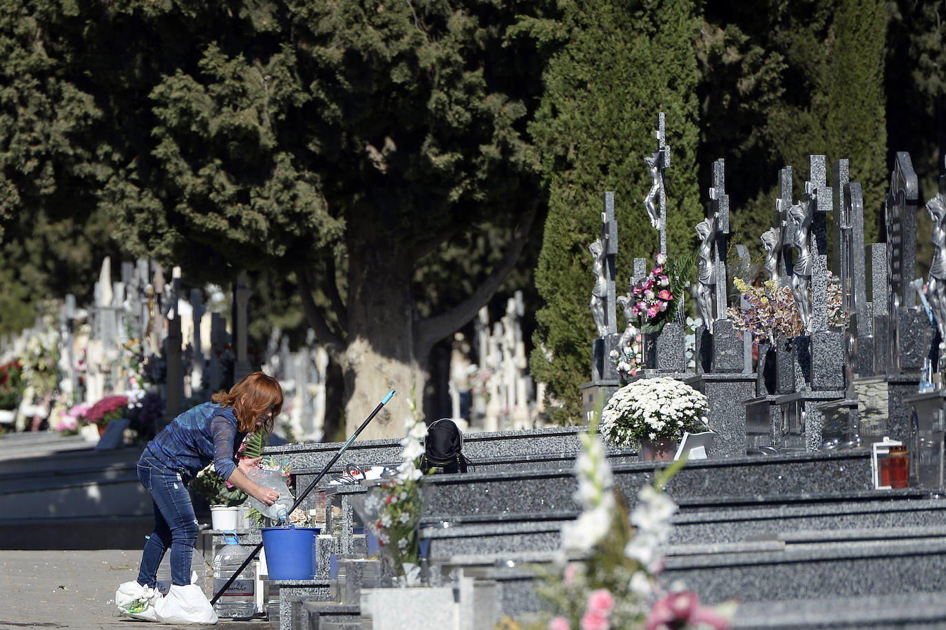 Fotos: Un circuito de entrada y salida evitará que los visitantesse agolpen en el cementerio Nuestro Padre Jesús de Murcia