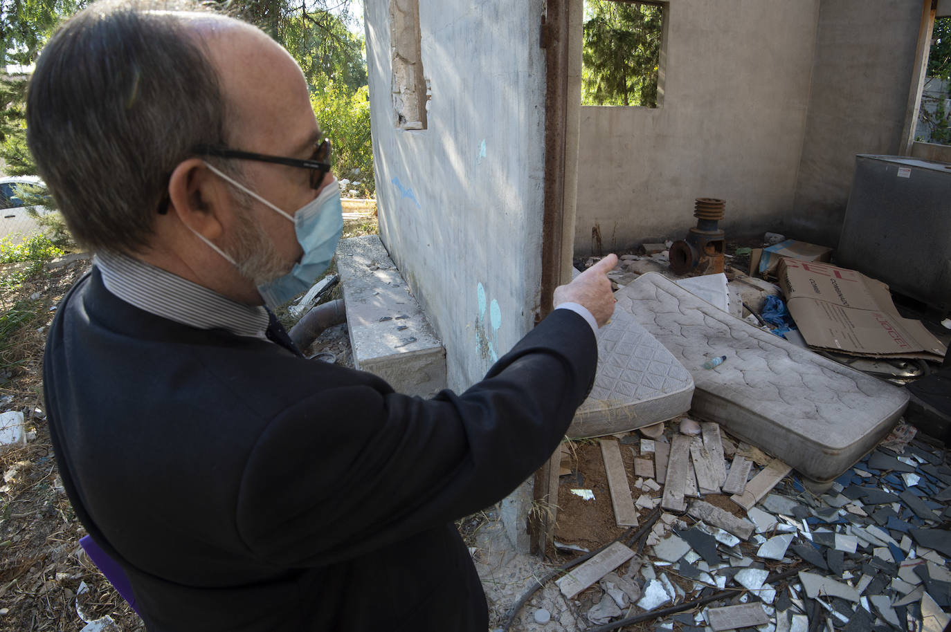 Fotos: Vecinos de Churra viven rodeados de solares con ratas
