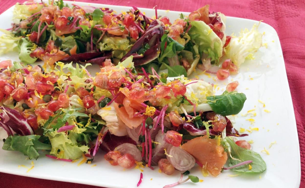 Ensalada de salmón y granada