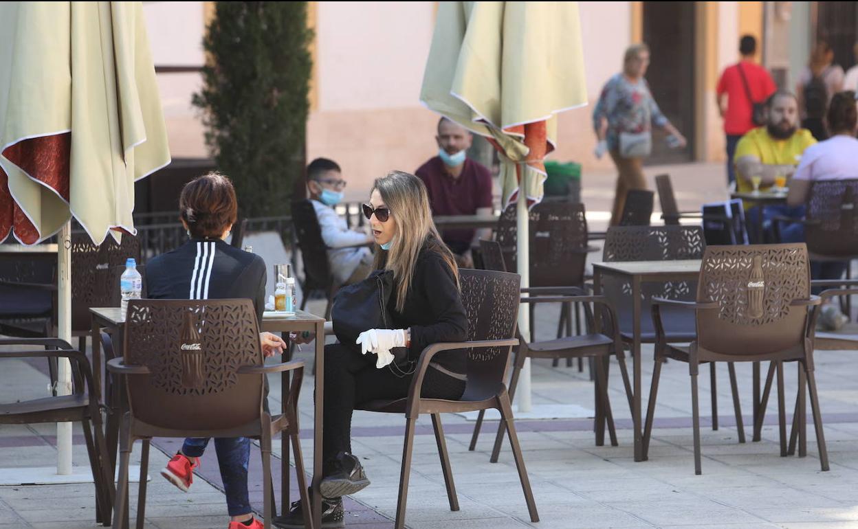 Terraza de un bar de Lorca. 