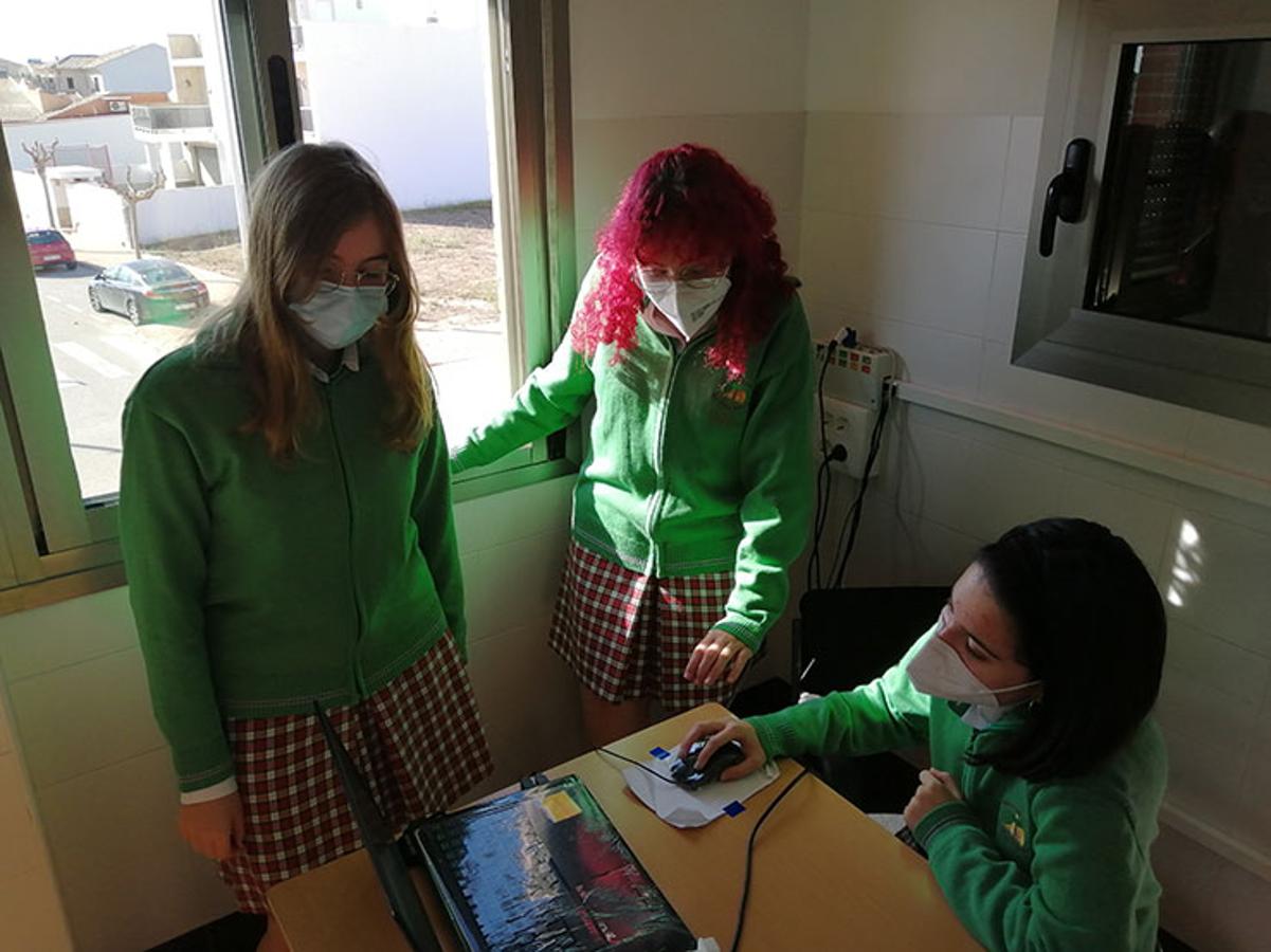 Periodistas del equipo Palabras de Chocolate del colegio San Pedro Apóstol de San Pedro del Pinatar