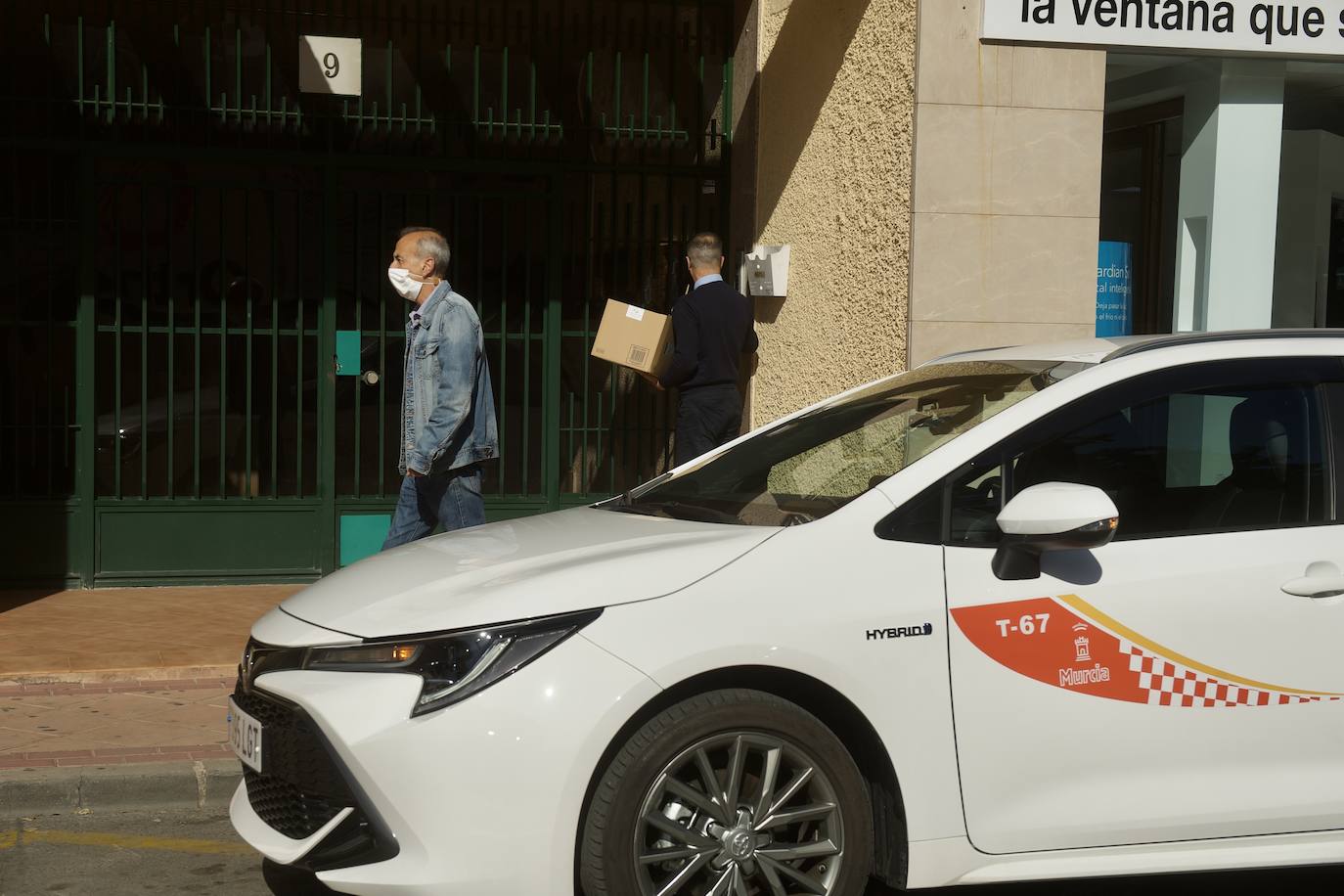 Fotos: Los taxistas de Murcia repartirán pedidos de bares y restaurantes