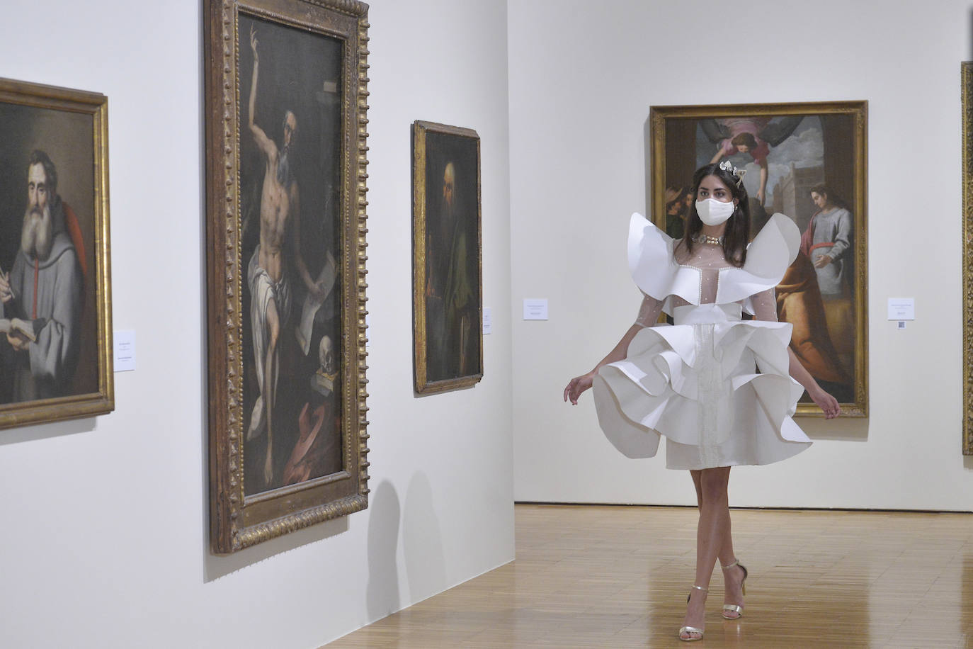 Fotos: Desfile &#039;Caprichos del Barroco&#039; en el Mubam