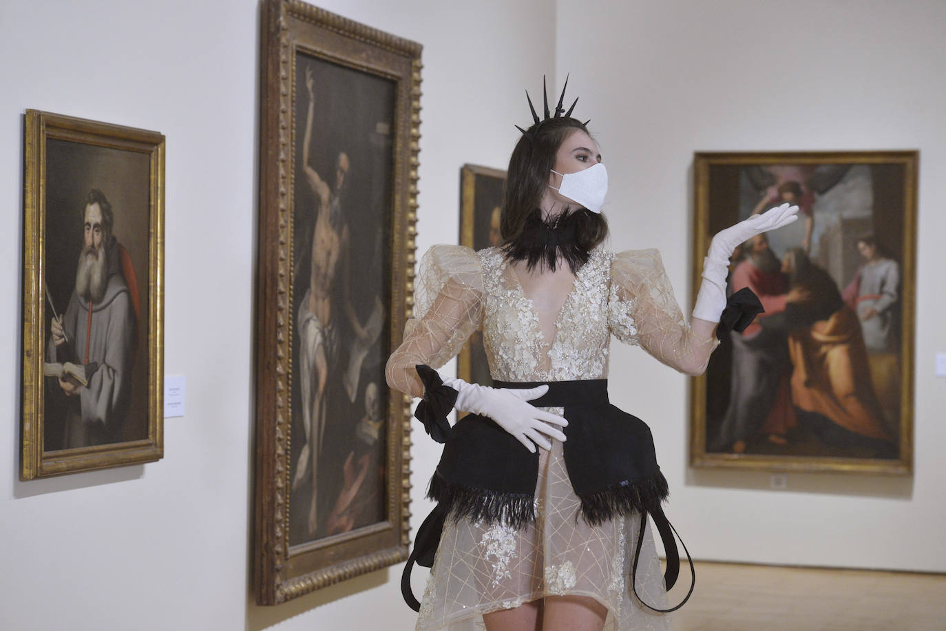 Fotos: Desfile &#039;Caprichos del Barroco&#039; en el Mubam