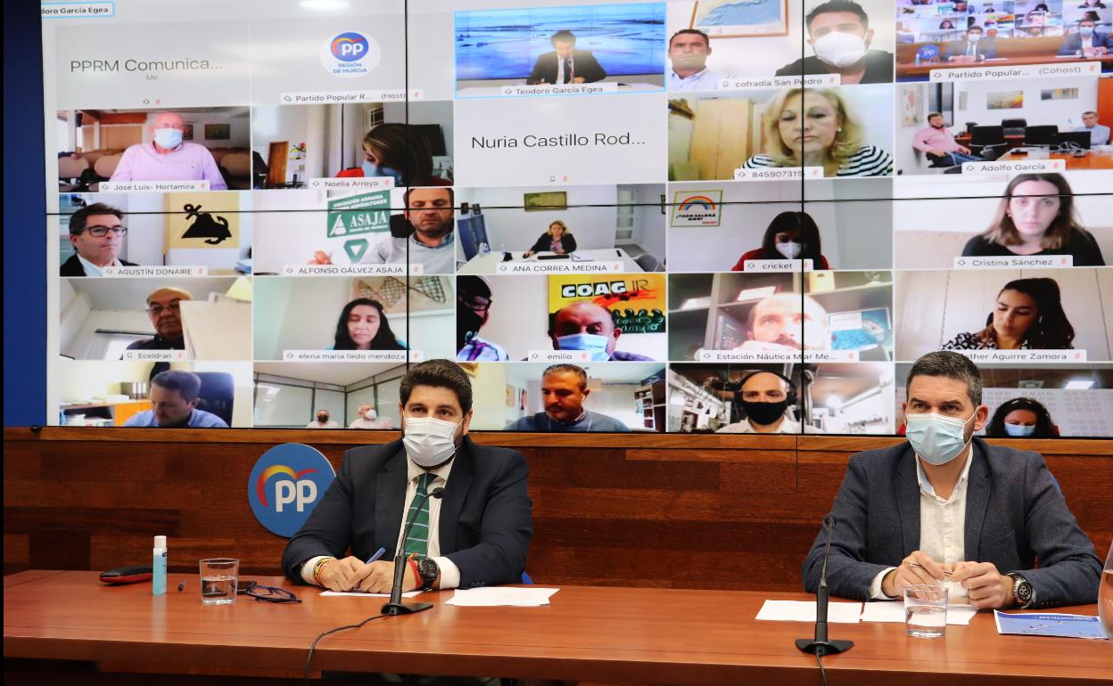 Reunión de López Miras con agricultores, asociaciones, empresarios y alcaldes. 