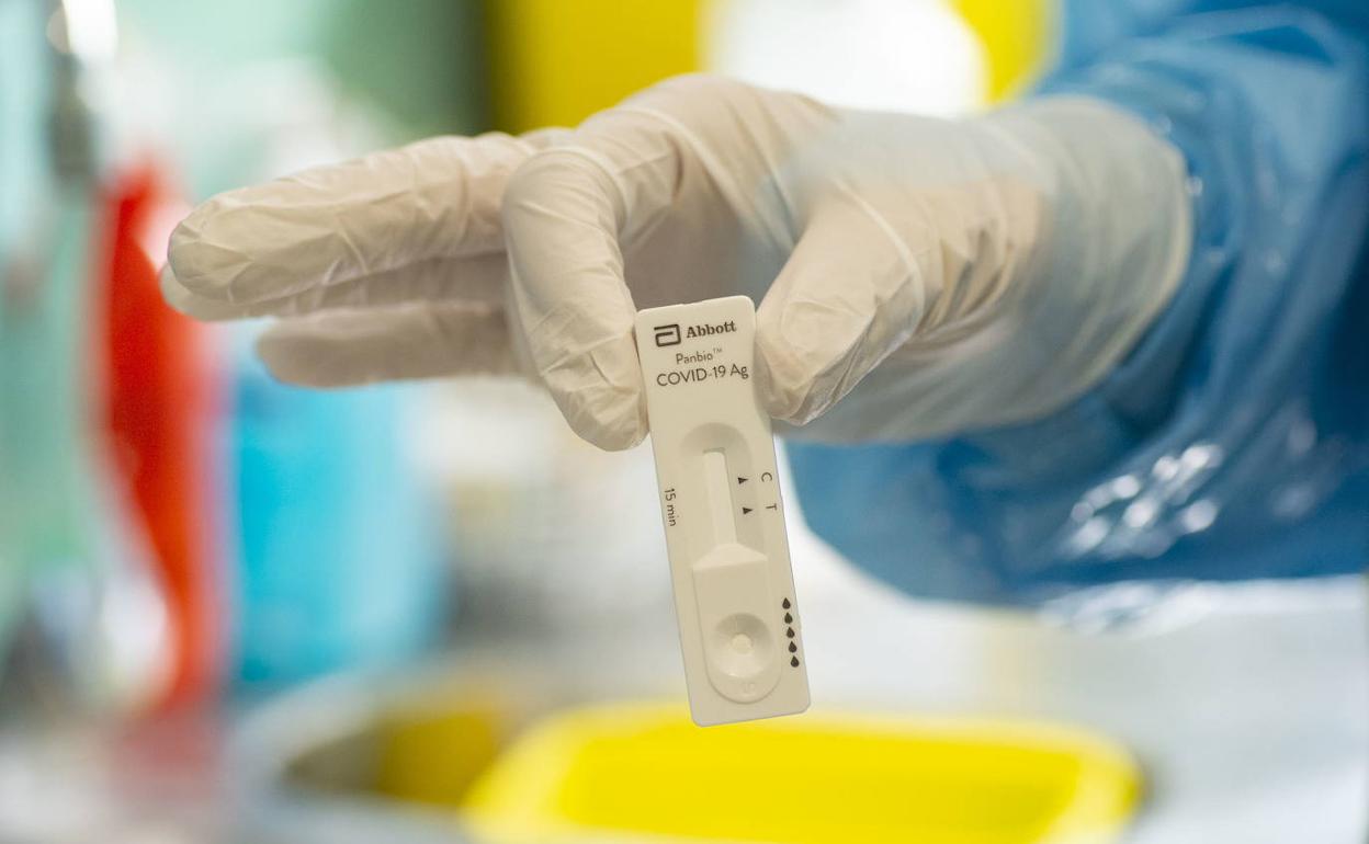 Un test de antígenos, en una fotografía de archivo.