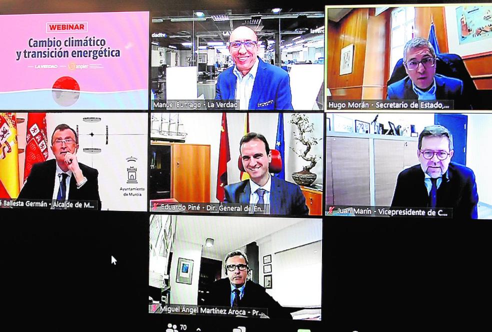 El jefe del Área de Local, Manuel Buitrago, moderó el 'webinar' en el que participaron Hugo Morán, José Ballesta, Eduardo Piné, Juan Marín y Miguel Ángel Martínez-Aroca. 