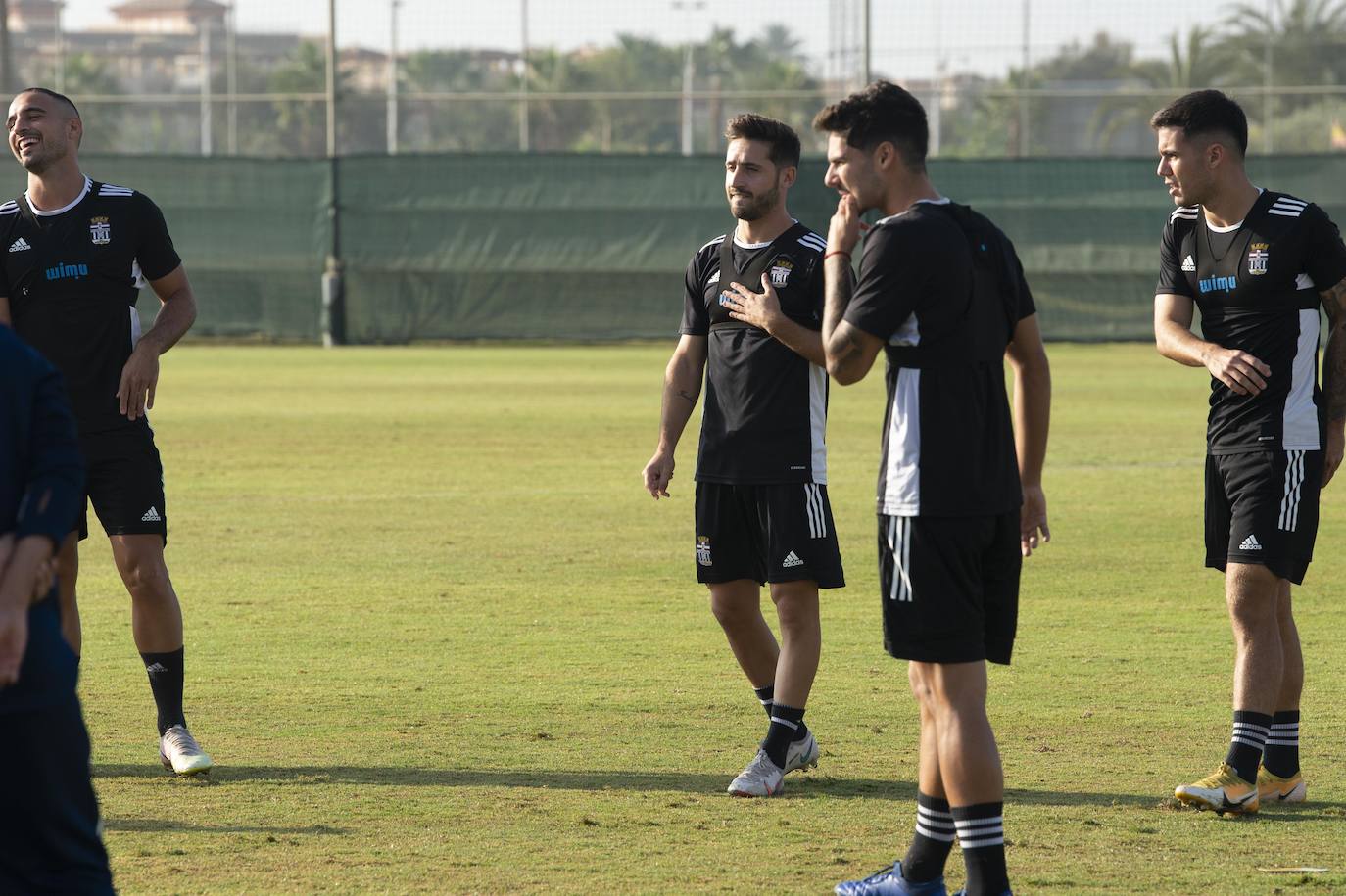 Fotos: Un Efesé que acude al duelo sin complejos