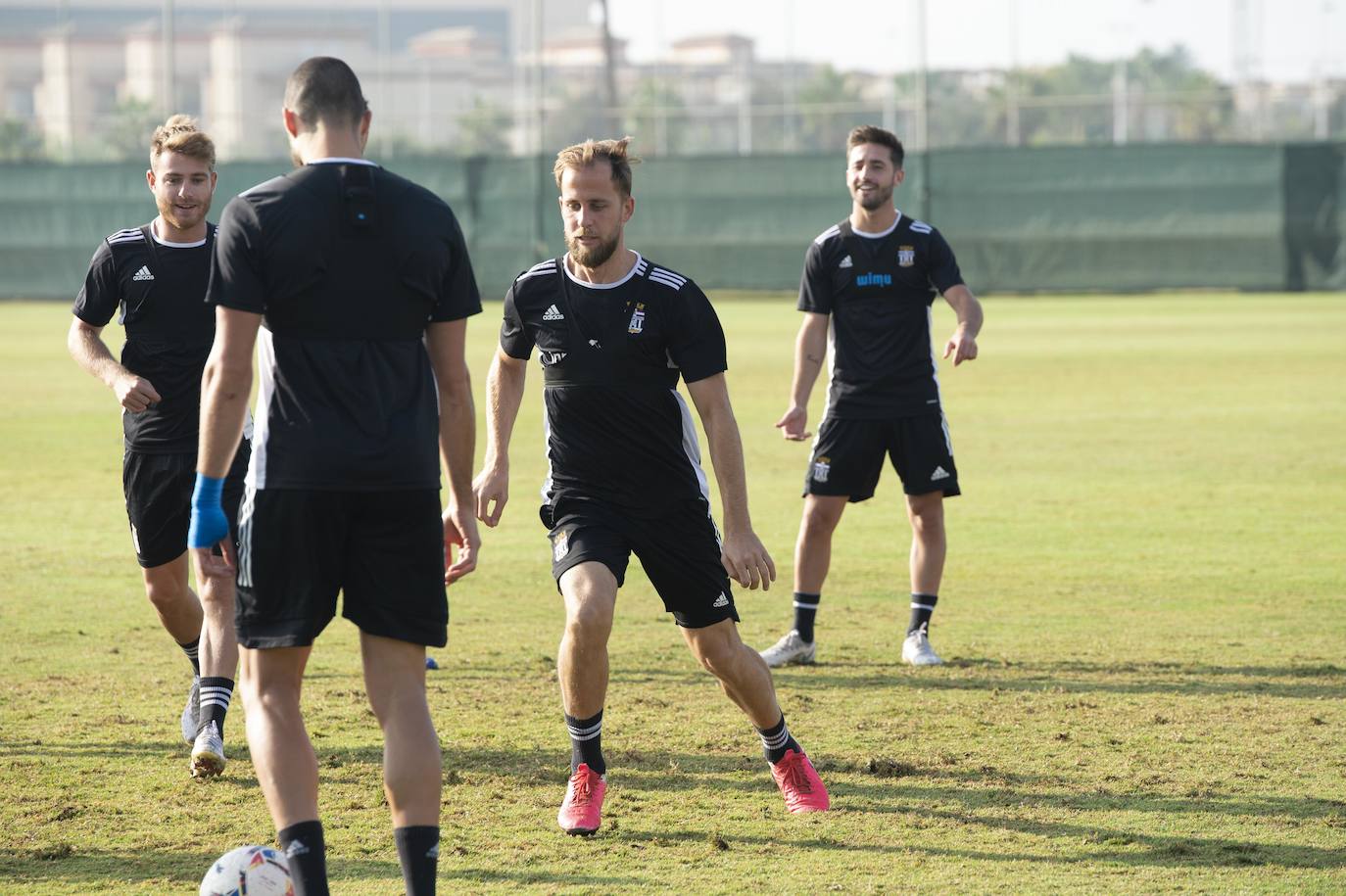 Fotos: Un Efesé que acude al duelo sin complejos