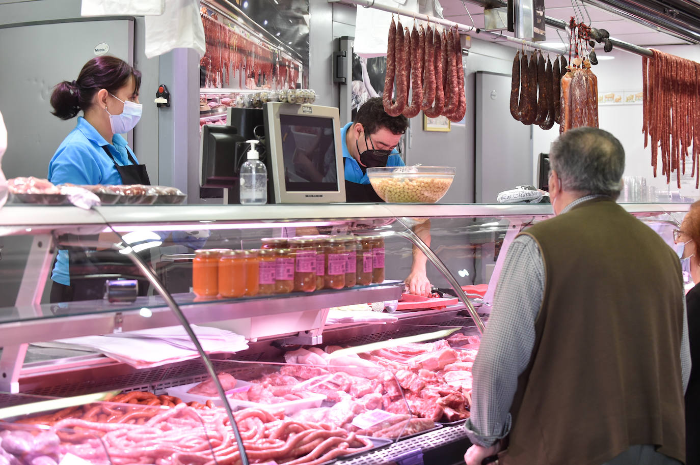 Fotos: Comercio pone en marcha un dispositivo para comprar en Verónicas y evitar aglomeraciones