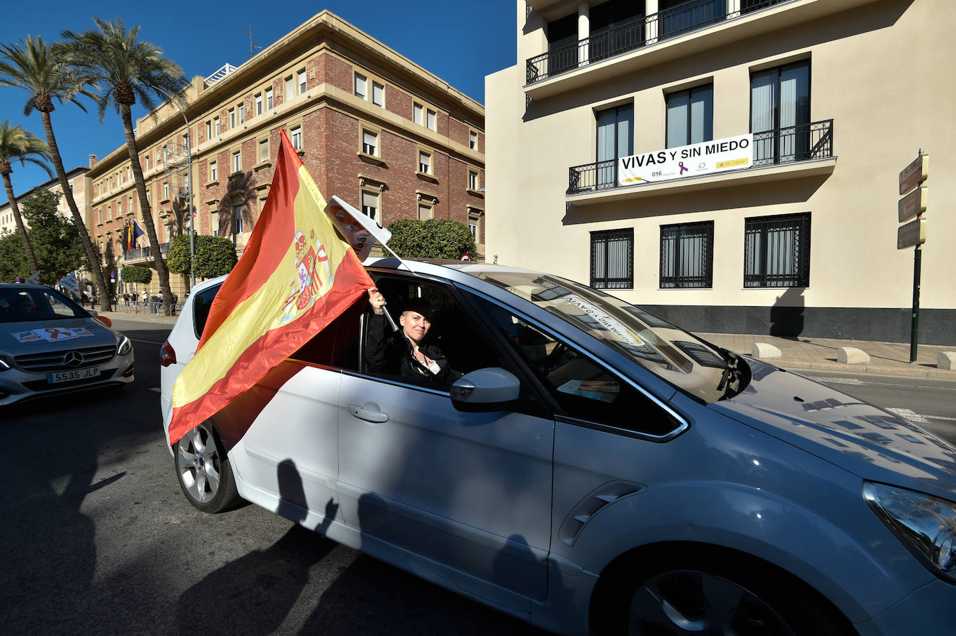 Fotos: La &#039;marea naranja&#039; recorre el centro de Murcia contra la &#039;ley Celaá&#039;