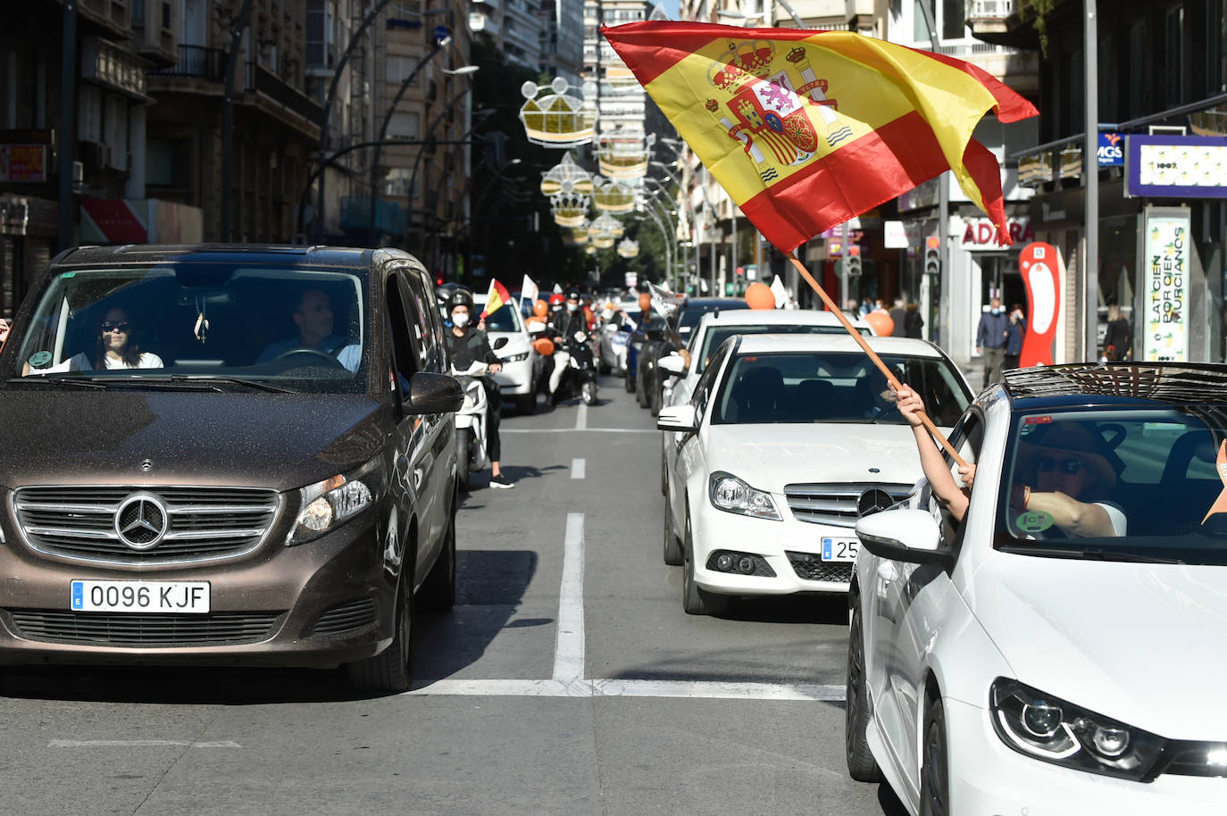 Fotos: La &#039;marea naranja&#039; recorre el centro de Murcia contra la &#039;ley Celaá&#039;