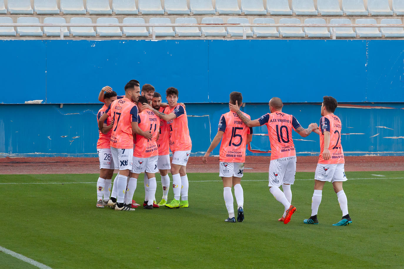 Fotos: El duelo regional entre Lorca Deportiva y Yeclano, en imágenes