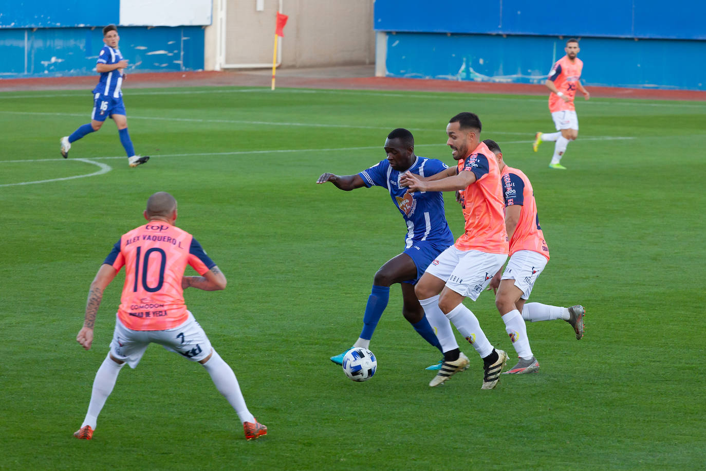 Fotos: El duelo regional entre Lorca Deportiva y Yeclano, en imágenes