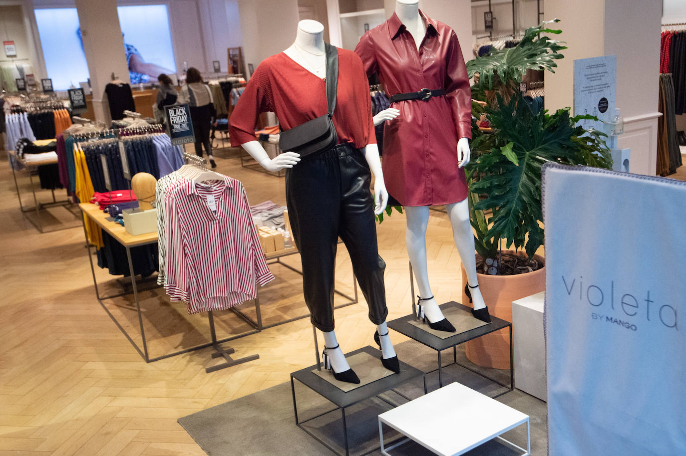 Fotos: Viernes negro en las tiendas de Murcia y Cartagena