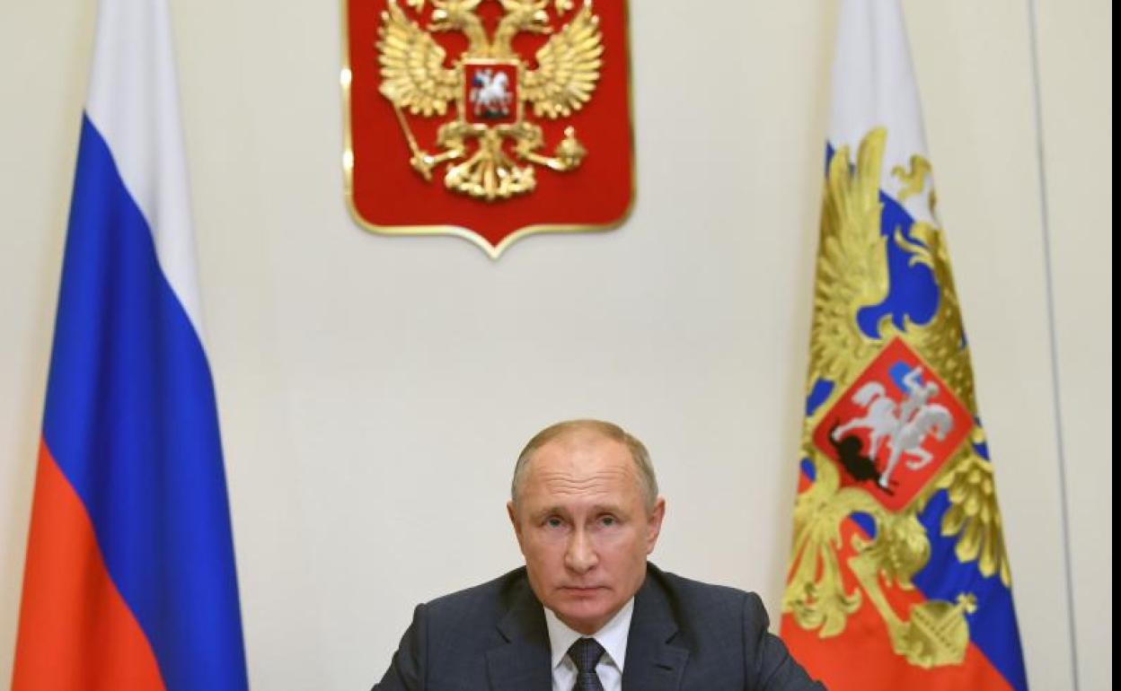 Putin ordena comenzar ya la vacunación en Rusia a gran escala