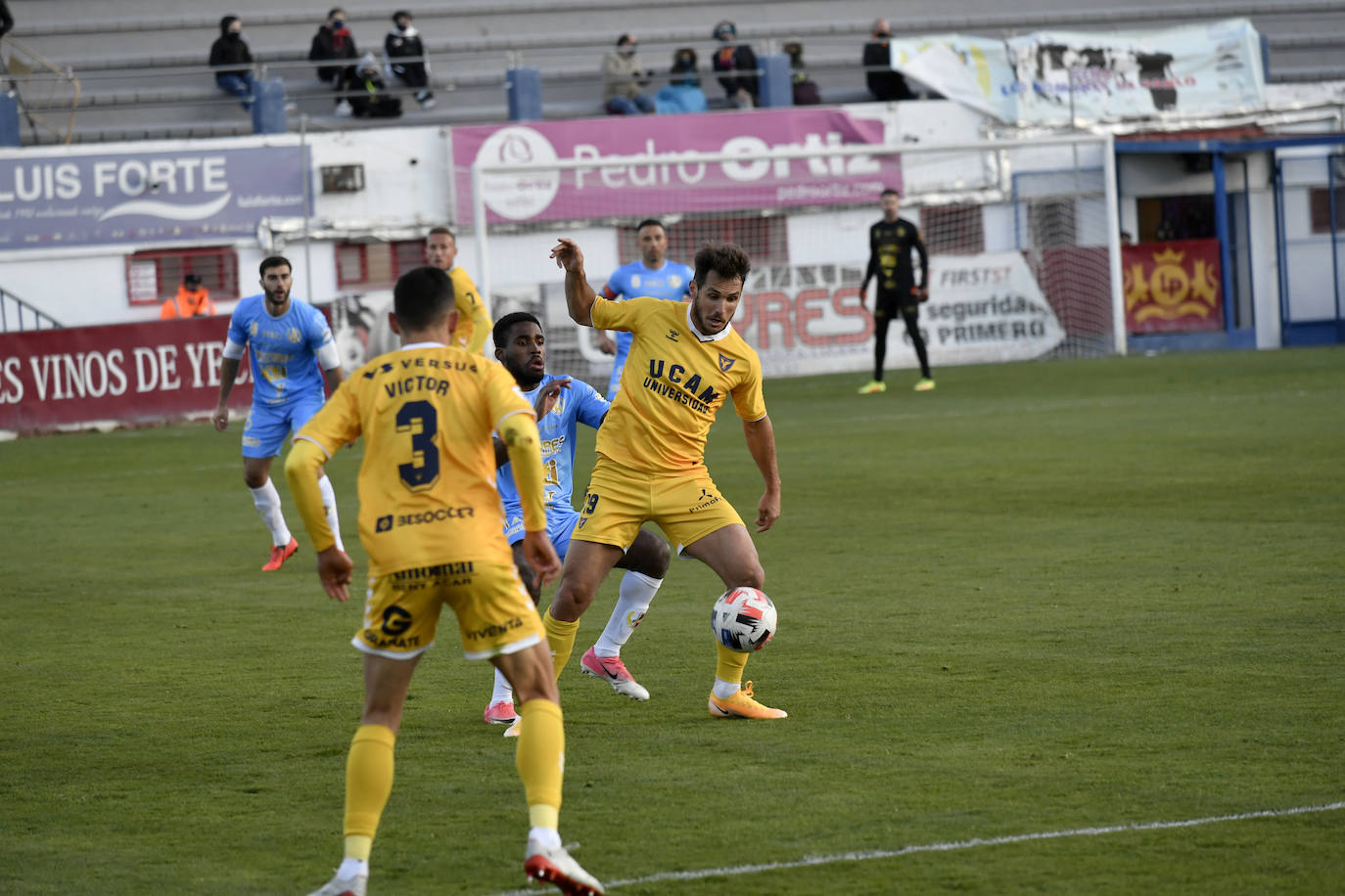 Fotos: La victoria del UCAM frente al Yeclano, en imágenes