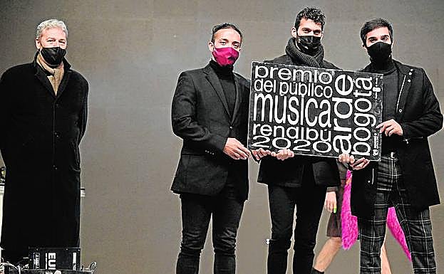 El director de LA VERDAD, Alberto Aguirre, con Arde Bogotá.