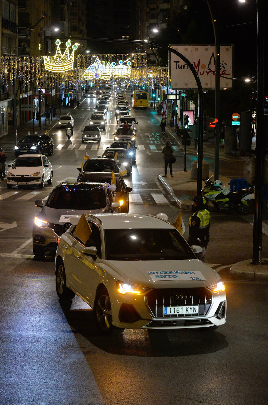 Fotos: Los vecinos del soterramiento claman en la calle por el desbloqueo de las obras
