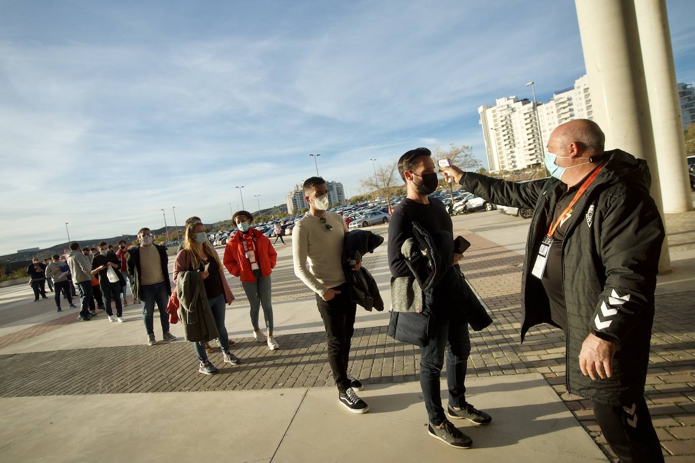 Fotos: La afición del Real Murcia y el UCAM durante el derbi de la capital, en imágenes