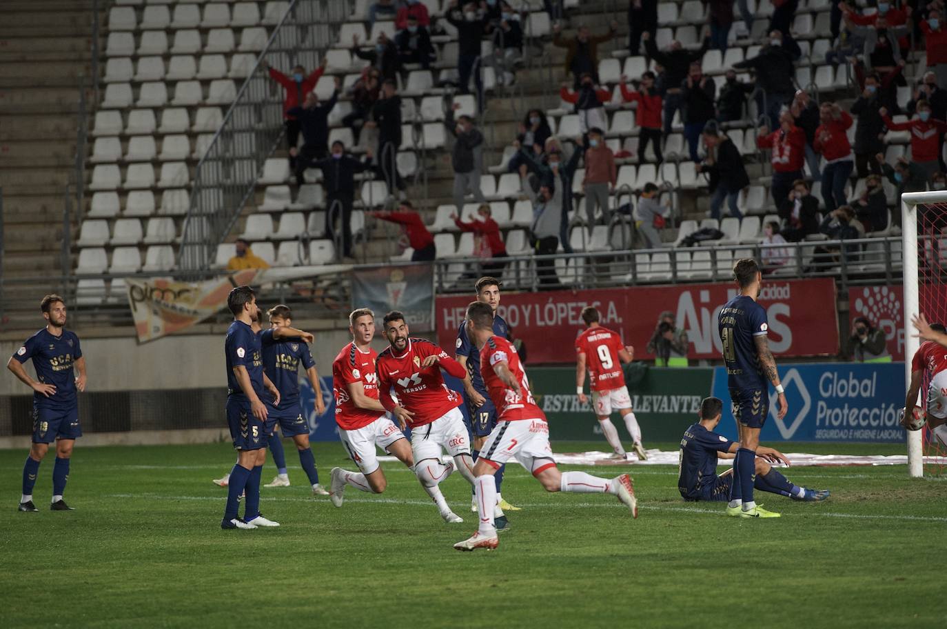 Fotos: Las imágenes del Real Murcia - UCAM CF