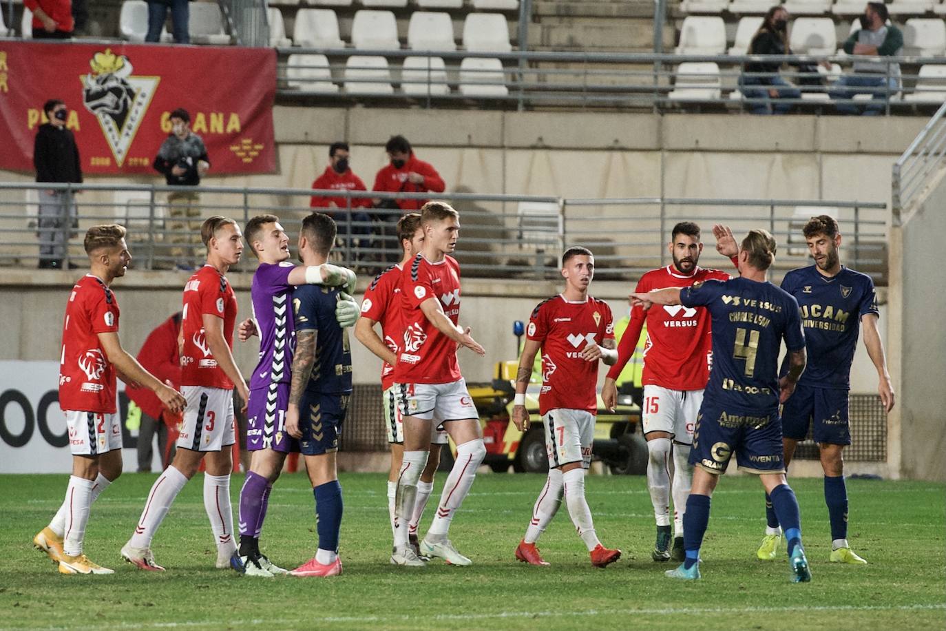 Fotos: Las imágenes del Real Murcia - UCAM CF