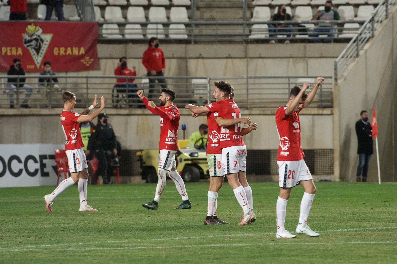 Fotos: Las imágenes del Real Murcia - UCAM CF