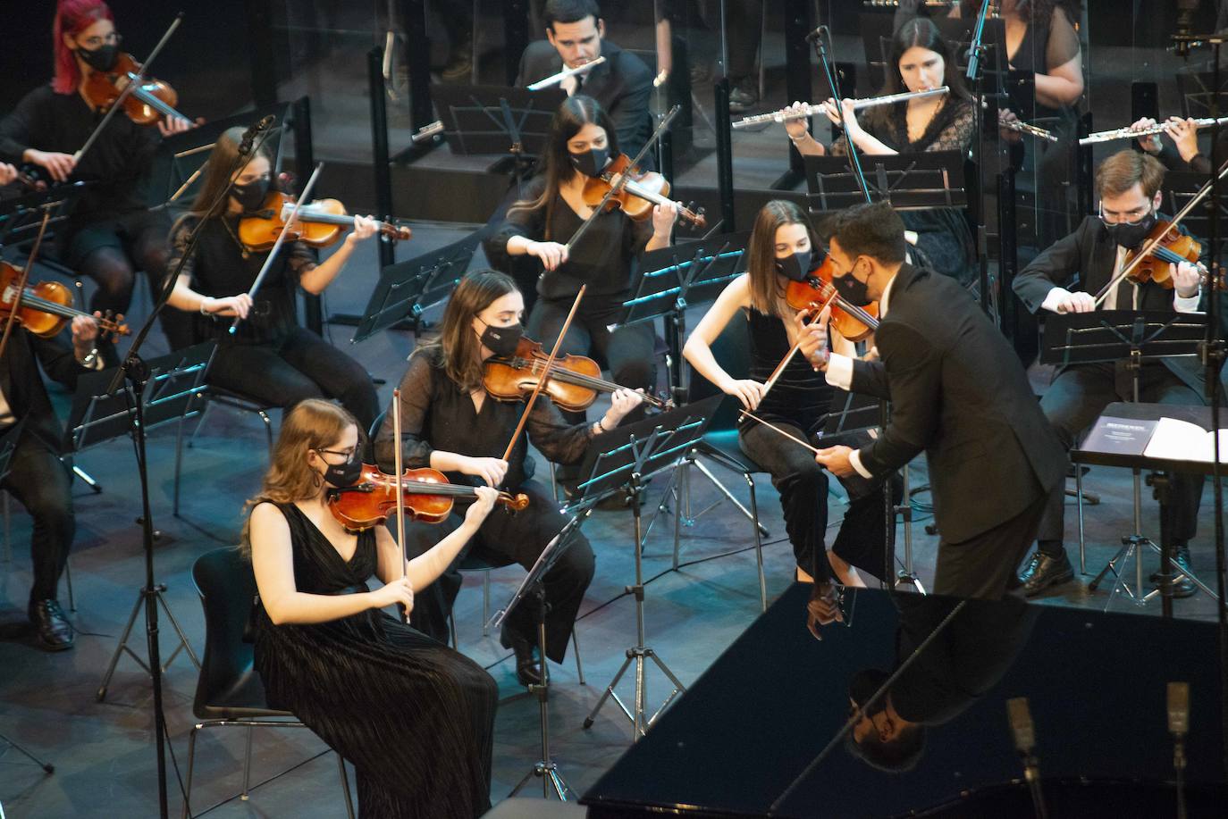 Fotos: Celebran los 250 años de Beethoven en el Teatro Circo