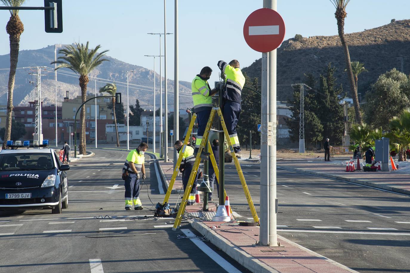Fotos: Abre al tráfico la avenida del Cantón de Cartagena 30 años después de ser proyectada