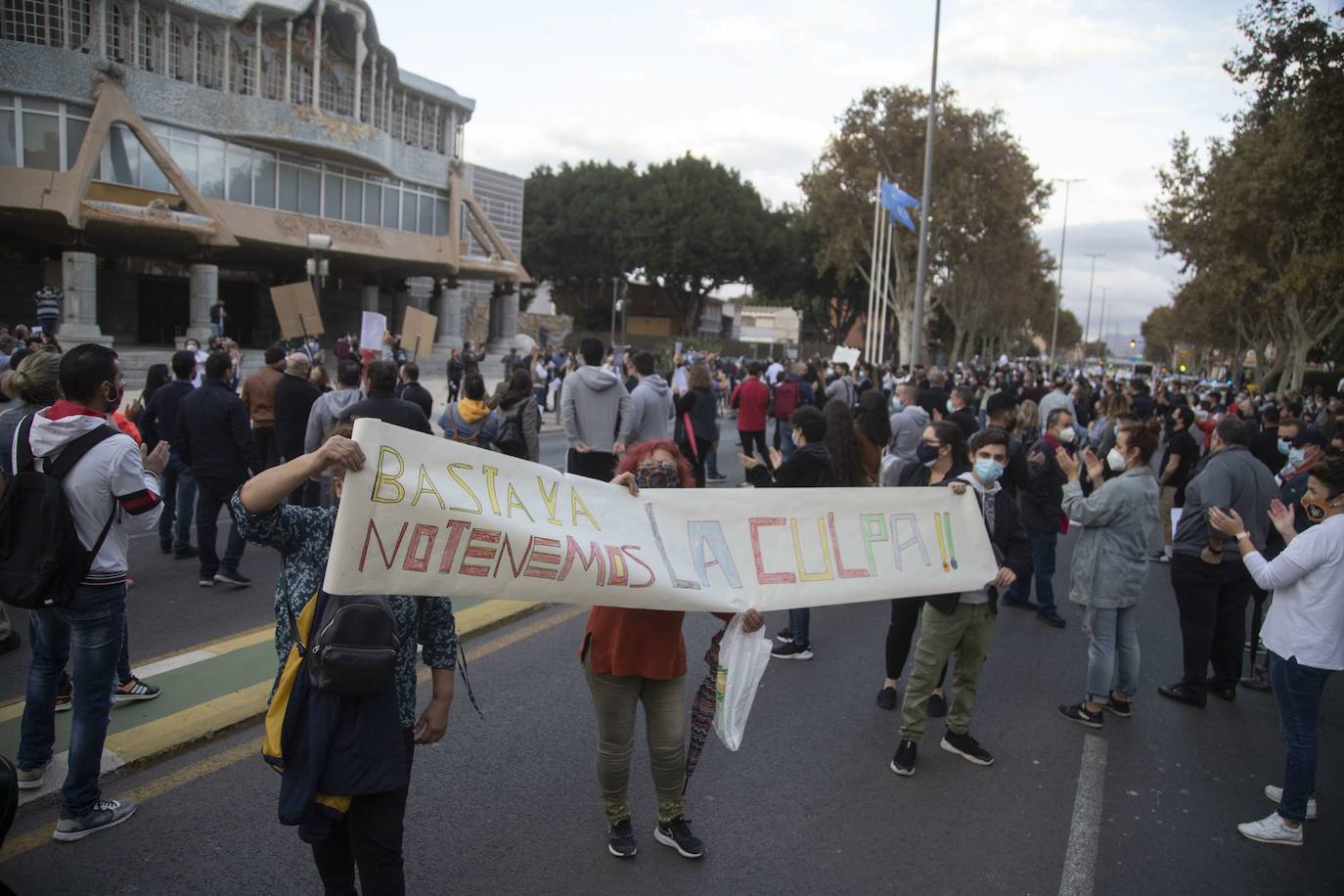 05-11-2020. Cerrojazo de los bares. Indignación y protestas en el sector de la hostelería por el cese de la actividad 14 días