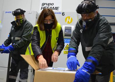 Imagen secundaria 1 - Hefame recibe el primer gran envío de vacunas contra el coronavirus a la Región de Murcia