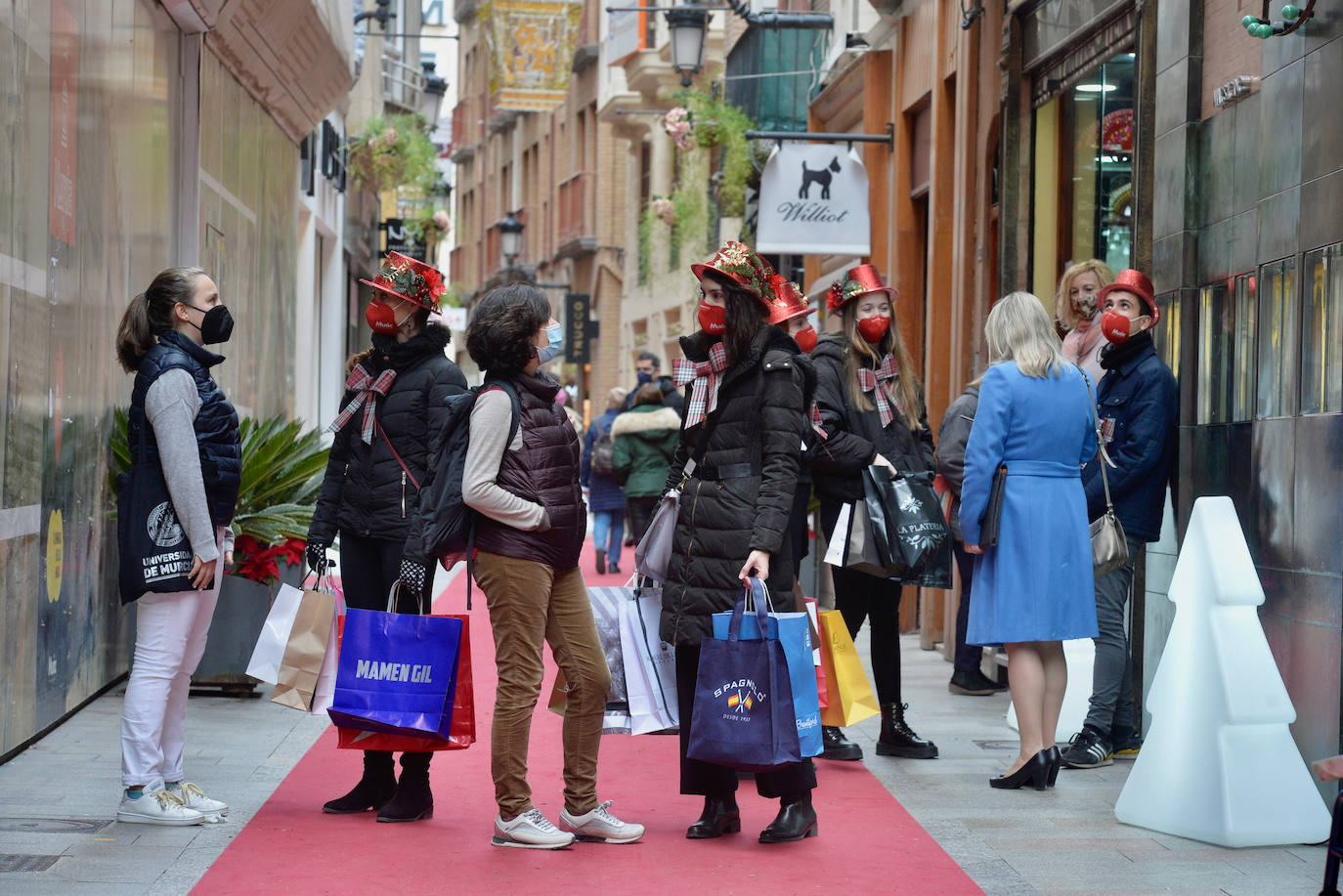 Fotos: De compras por Murcia a lo Paris Hilton